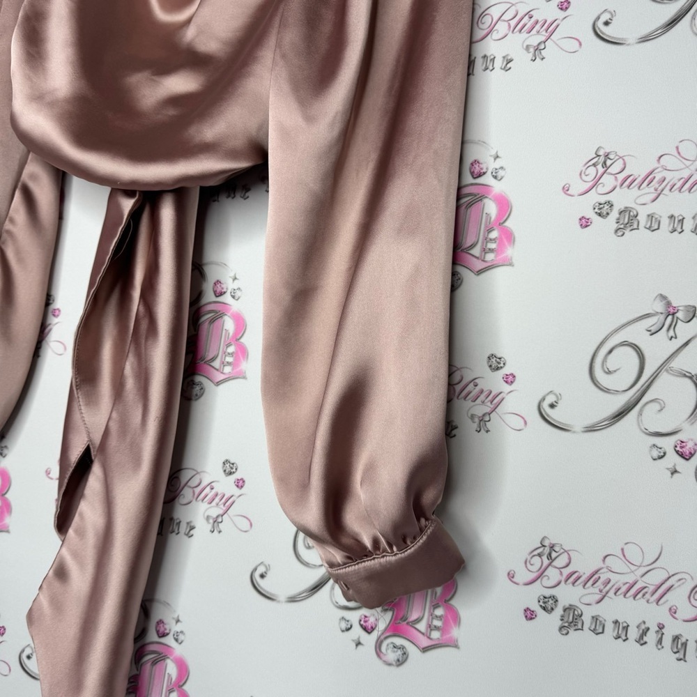 Dynamite crop top tie up ribbon 🎀 bow back shiny luxe silky rose gold puff cuff - Picture 3 of 10